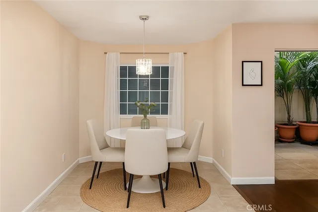 $3,450 | 1228 14th Street, Unit 105, Santa Monica, CA 90404