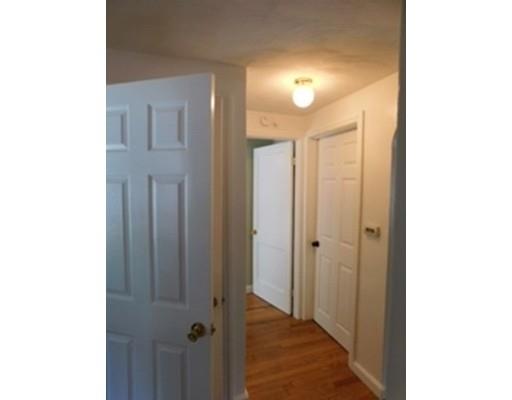 24 Maebeth Street Springfield, MA 01119 - Photo 15 of 40