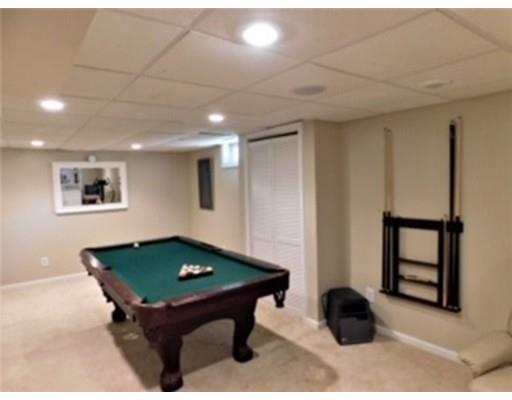24 Maebeth Street Springfield, MA 01119 - Photo 27 of 40