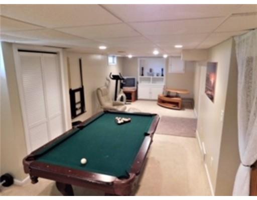 24 Maebeth Street Springfield, MA 01119 - Photo 36 of 40