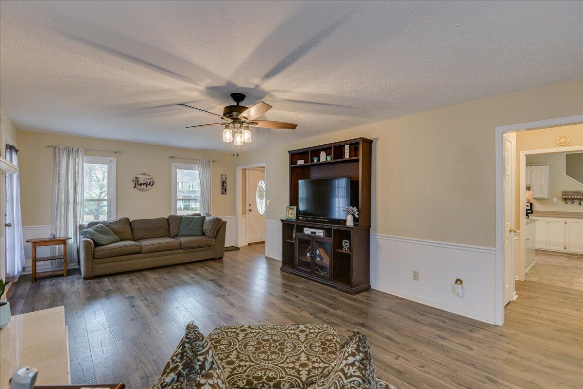 322 East Hedge Road Aiken, SC 29801 - Photo 11 of 41 11-111