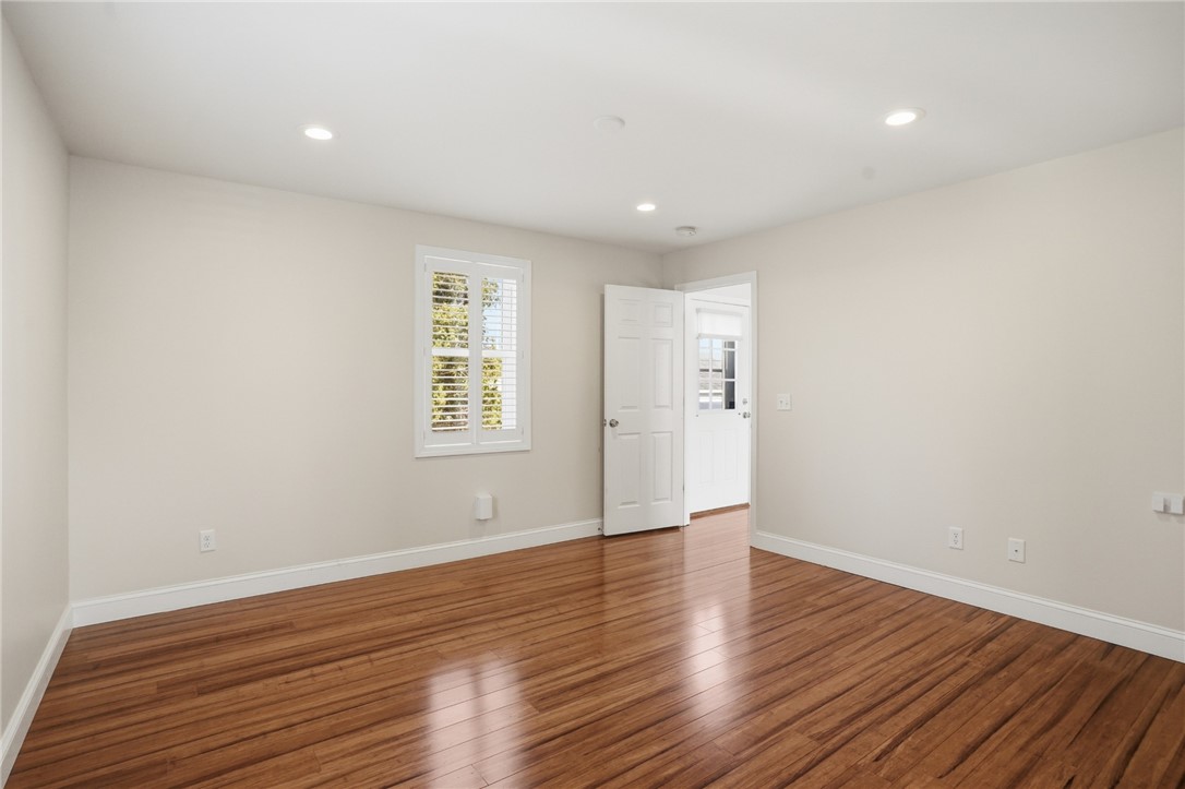 77 Walnut Street Portsmouth, RI 02871 - Photo 19 of 33