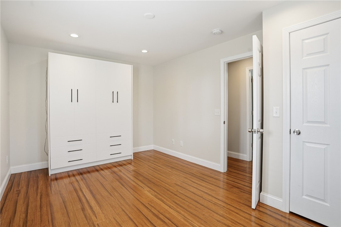 77 Walnut Street Portsmouth, RI 02871 - Photo 22 of 33