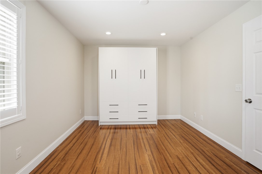 77 Walnut Street Portsmouth, RI 02871 - Photo 23 of 33