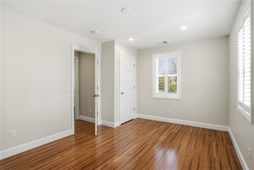 77 Walnut Street Portsmouth, RI 02871 - Photo 26 of 33