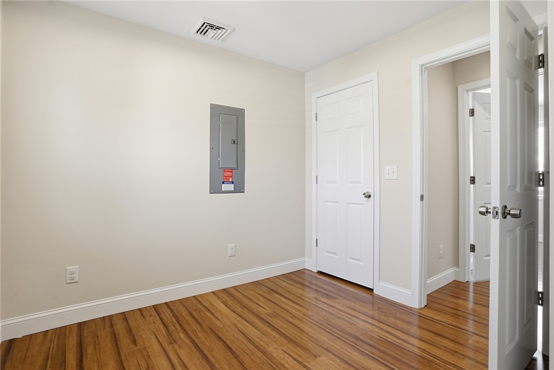 77 Walnut Street Portsmouth, RI 02871 - Photo 28 of 33