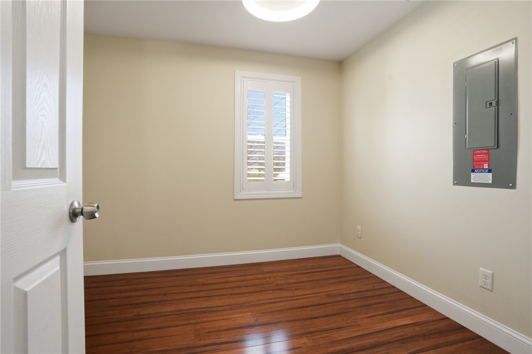77 Walnut Street Portsmouth, RI 02871 - Photo 29 of 33