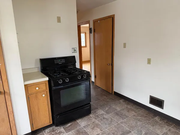 $450,000 | 316 Pershing Avenue North, New Prague, MN 56071