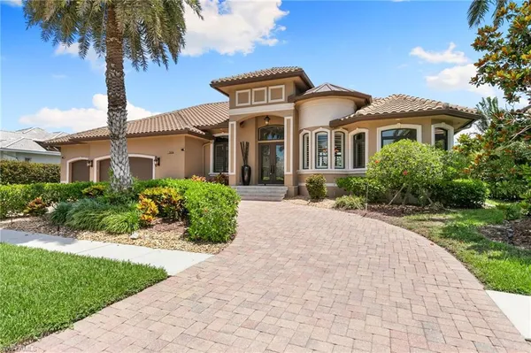 $2,500,000 | 504 Kendall Drive, Marco Island, FL 34145