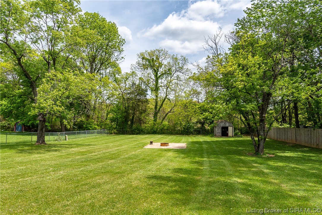 2135 Cherry Circle Georgetown, IN 47122 - Photo 24 of 27 Gallery Image 24
