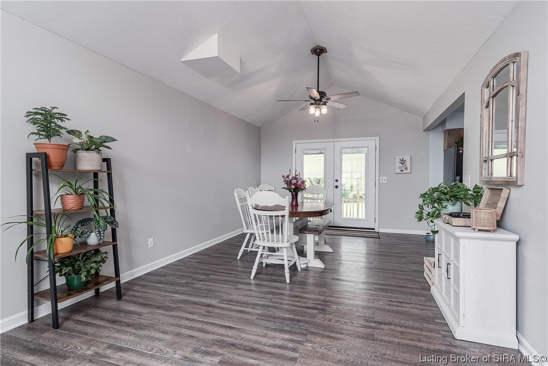 2135 Cherry Circle Georgetown, IN 47122 - Photo 9 of 27 Gallery Image 9