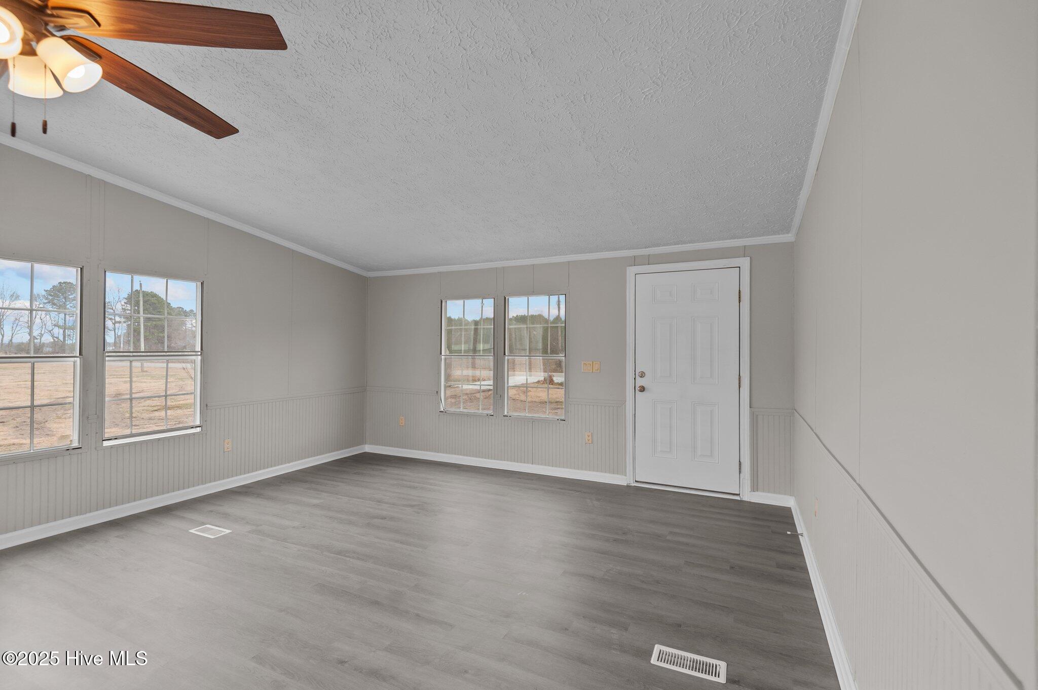 115 Hill Loop Road Goldsboro, NC 27534 - Photo 6 of 37 10-web-or-mls-_DSC8906