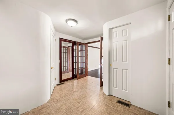 $3,000 | 113 Sibley Avenue, Ardmore, PA 19003