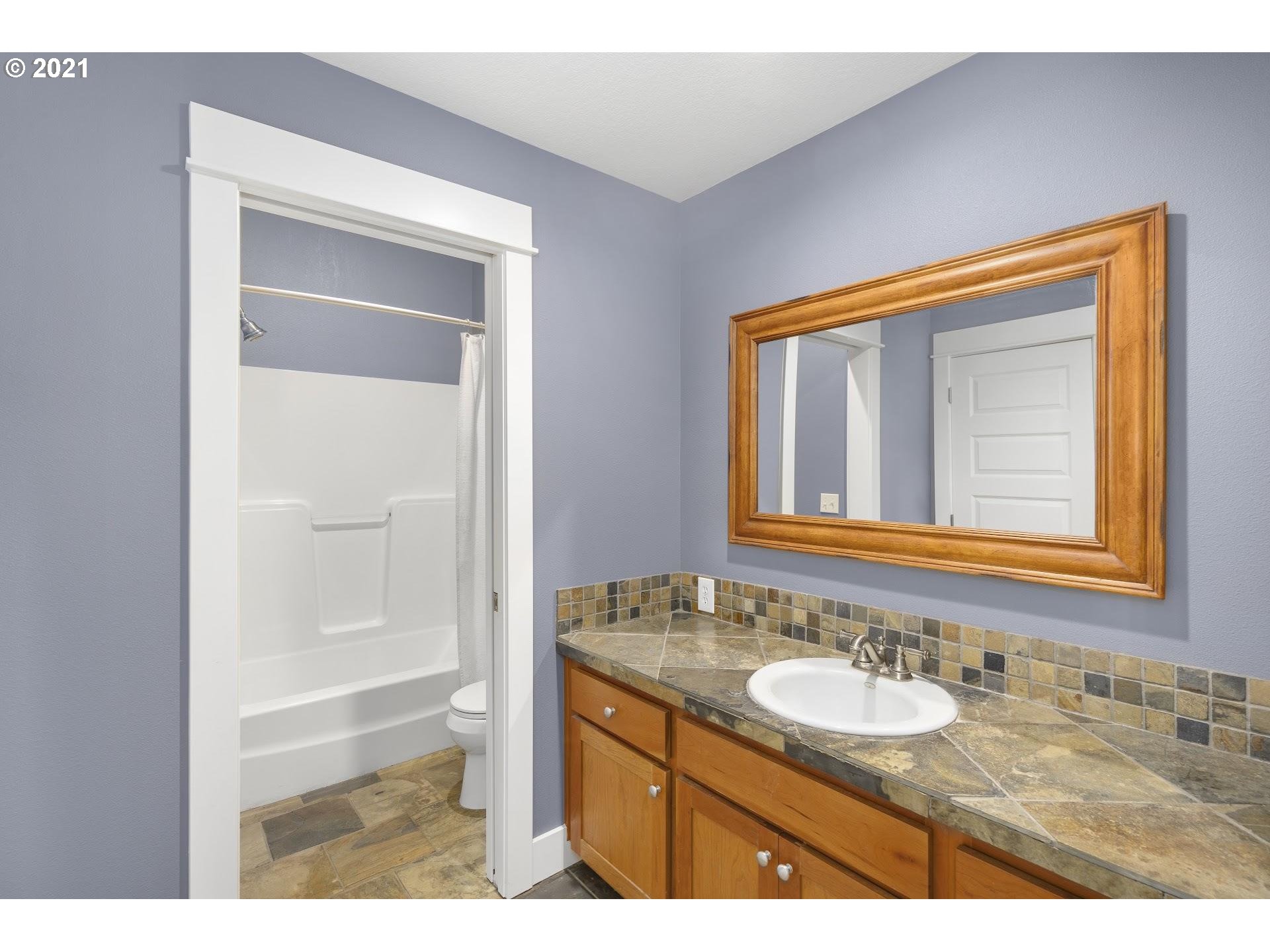 38191 Northwest Hahn Road Banks, OR 97106 - Photo 13 of 32 Bathroom