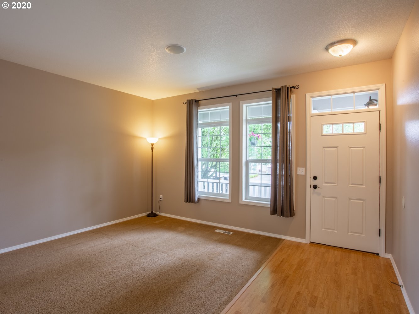 2052 North 9th Way Ridgefield, WA 98642 - Photo 4 of 32