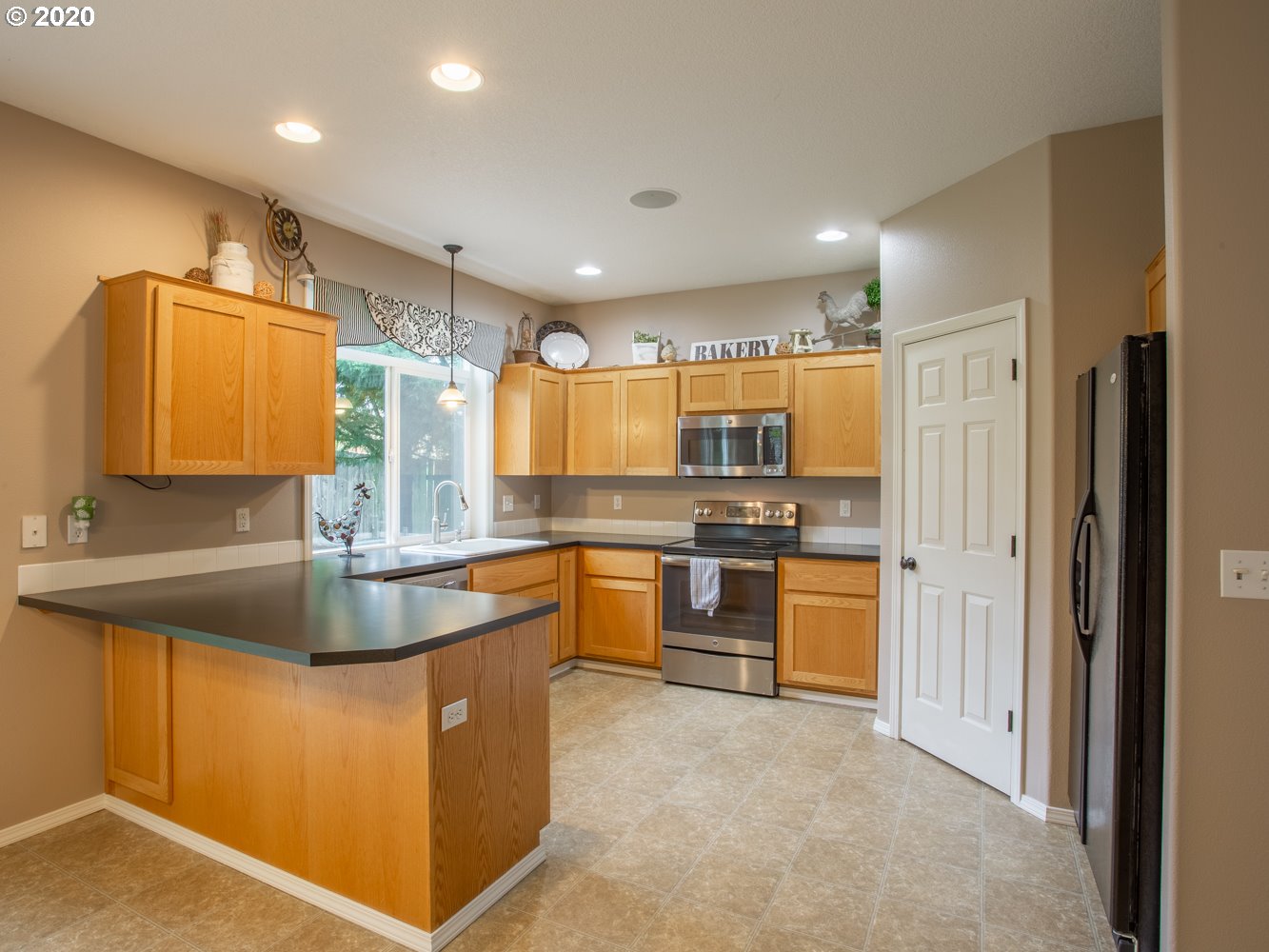 2052 North 9th Way Ridgefield, WA 98642 - Photo 9 of 32