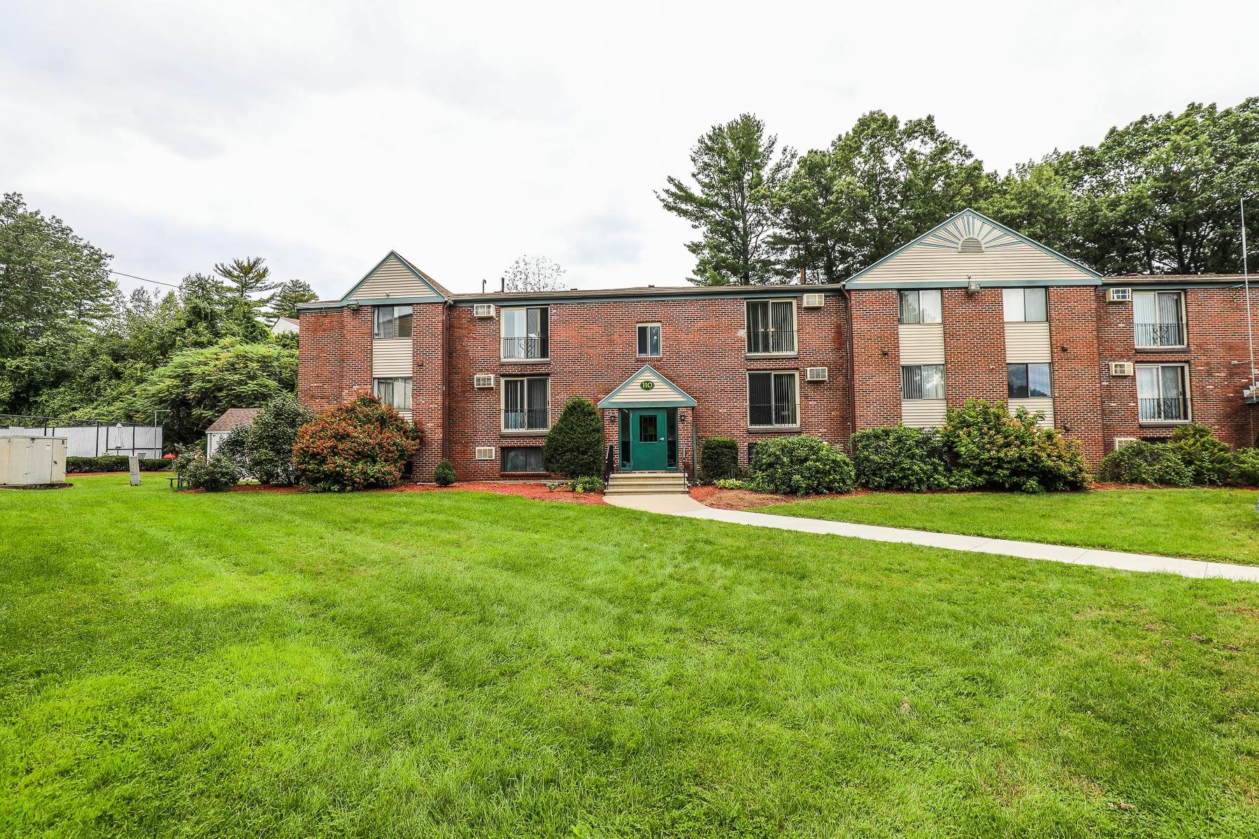 110 English Village Road, Unit 302 Manchester, NH 03102 - Photo 17 of 19 Gallery Image 17