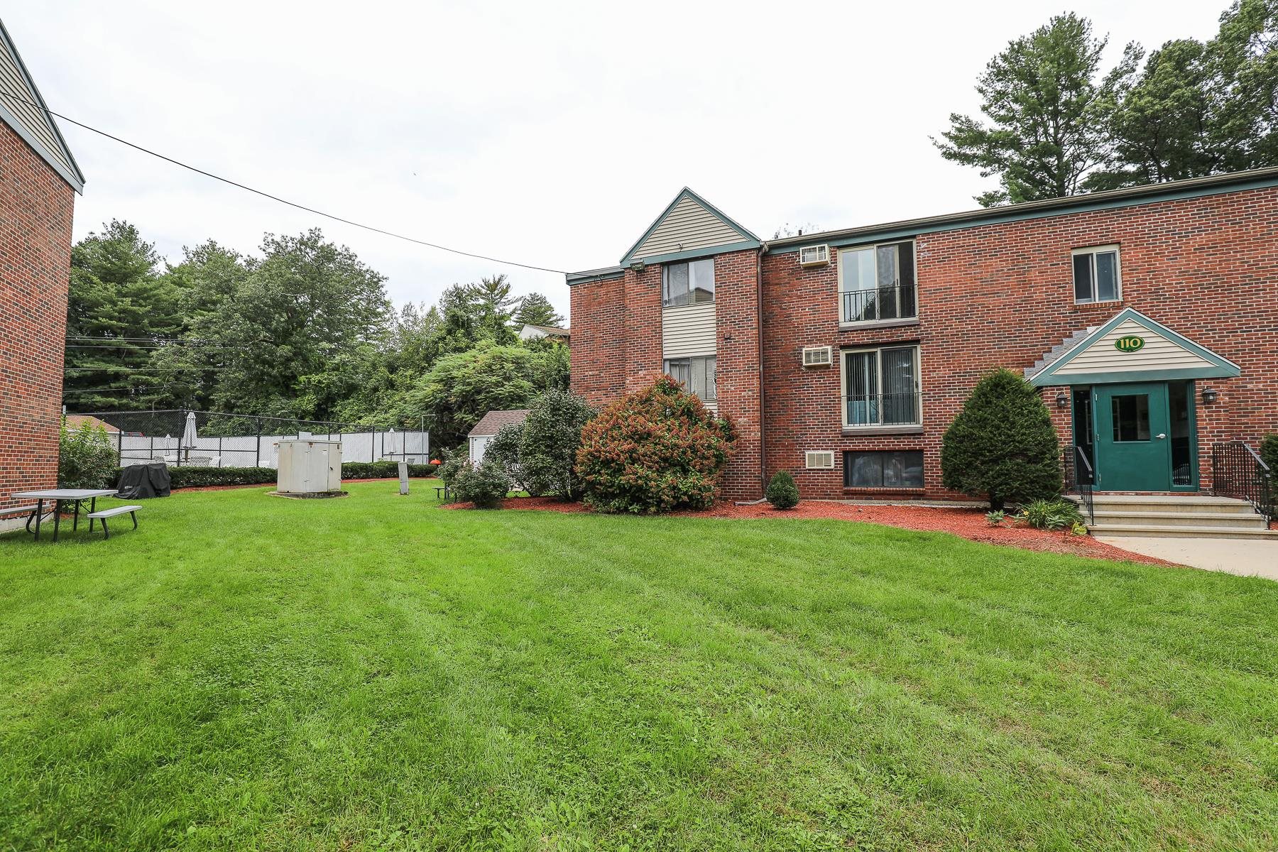 110 English Village Road, Unit 302 Manchester, NH 03102 - Photo 18 of 19 Gallery Image 18