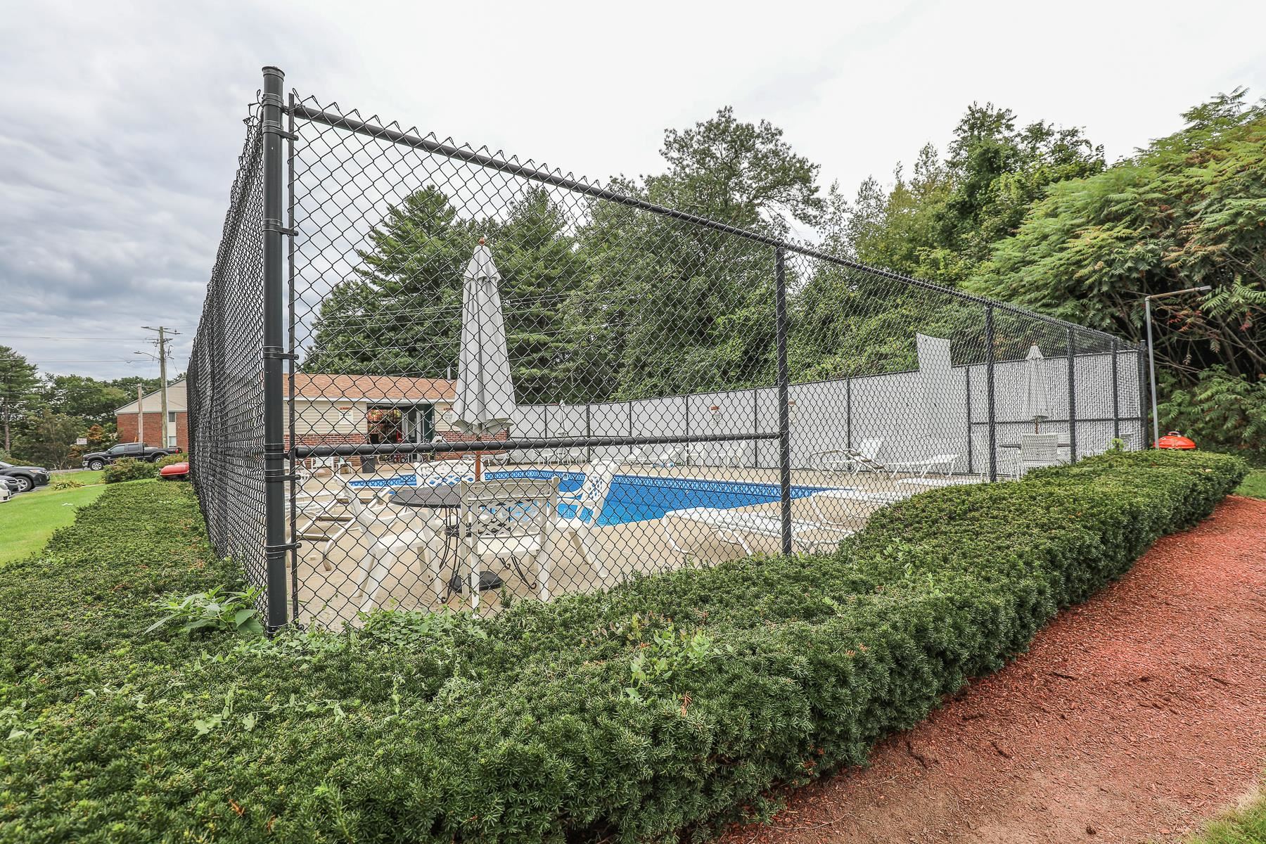 110 English Village Road, Unit 302 Manchester, NH 03102 - Photo 19 of 19 Gallery Image 19