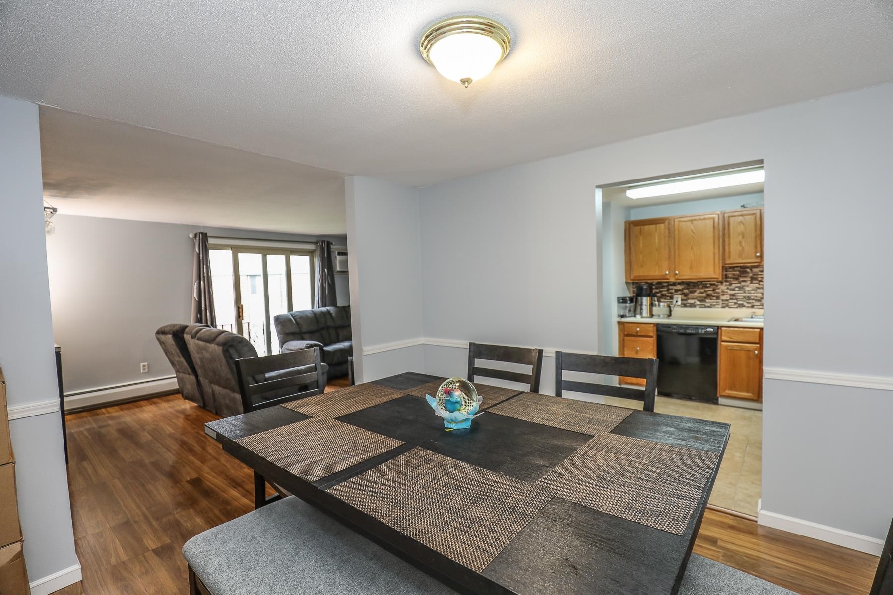 110 English Village Road, Unit 302 Manchester, NH 03102 - Photo 5 of 19 Gallery Image 5