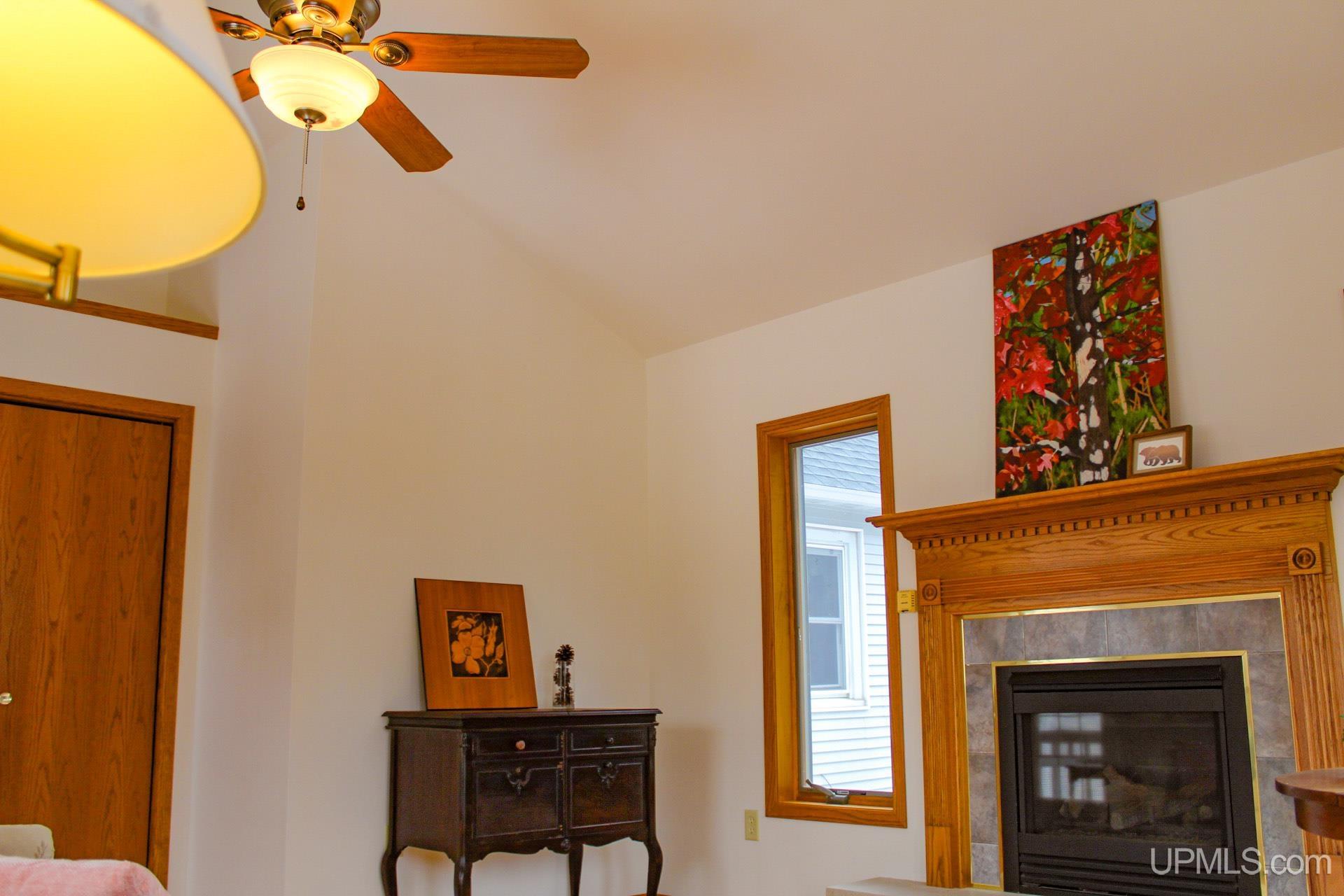 25241 Ridge Street Calumet, MI 49913 - Photo 17 of 45