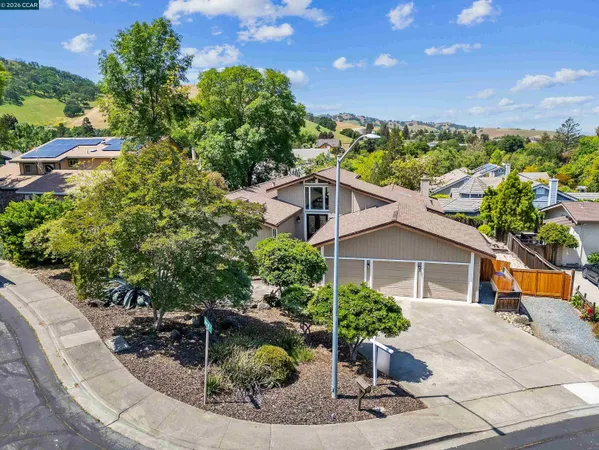 $1,198,000 | 1181 Blue Lake Way, Concord, CA 94521