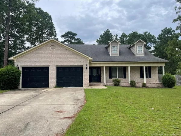 $2,200 | 596 East Lake Ridge Road, Raeford, NC 28376