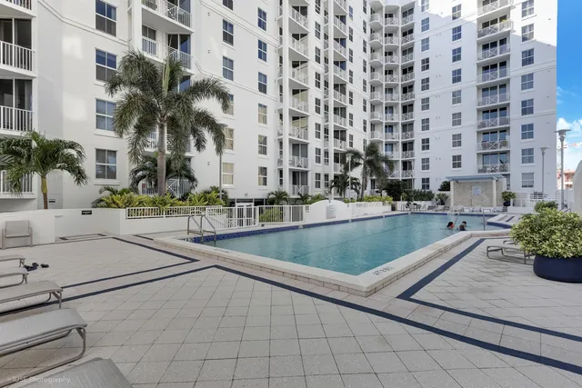 $4,200 | 255 Evernia Street, Unit 1008, West Palm Beach, FL 33401