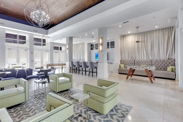 $4,200 | 255 Evernia Street, Unit 1008, West Palm Beach, FL 33401