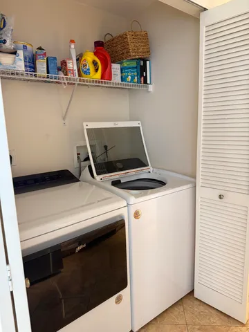 $4,200 | 255 Evernia Street, Unit 1008, West Palm Beach, FL 33401