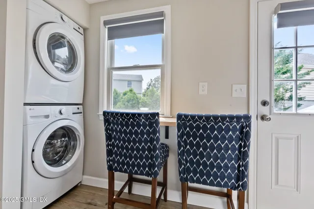 $2,000 | 79 Hamilton Avenue, Unit B, Greenwich, CT 06830