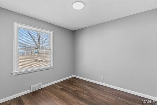 $98,000 | 7471 Sharon Drive, St. Louis, MO 63136