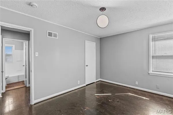 $98,000 | 7471 Sharon Drive, St. Louis, MO 63136