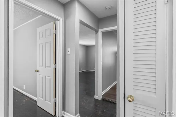 $98,000 | 7471 Sharon Drive, St. Louis, MO 63136