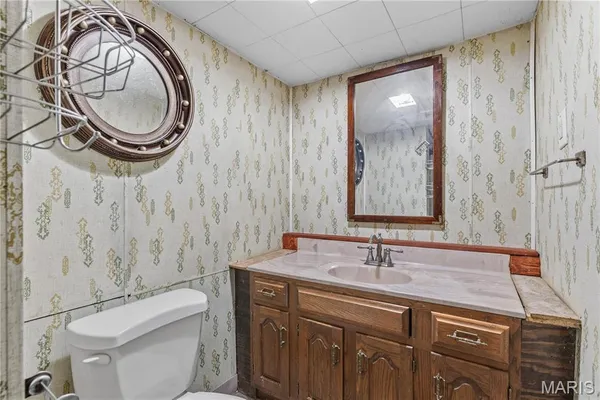 $98,000 | 7471 Sharon Drive, St. Louis, MO 63136
