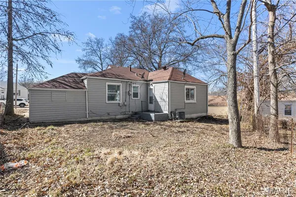 $98,000 | 7471 Sharon Drive, St. Louis, MO 63136