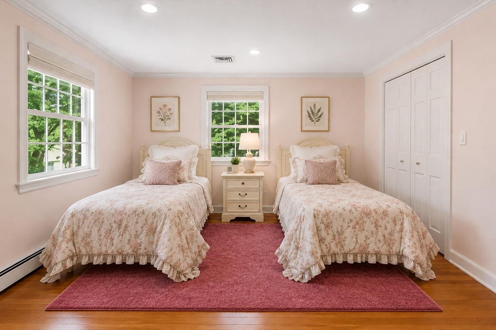 22 Tanglewood Road Wellesley, MA 02481 - Photo 19 of 28