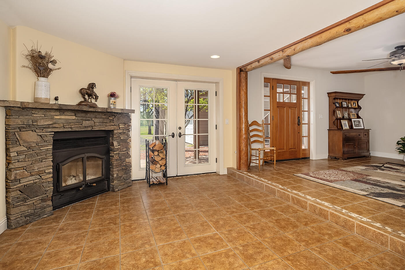 778 Ragsdale Road Trail, OR 97541 - Photo 14 of 48 Dining Area