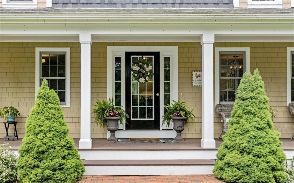 1296 Main Street Hanover, MA 02339 - Photo 2 of 42 Gallery Image 2