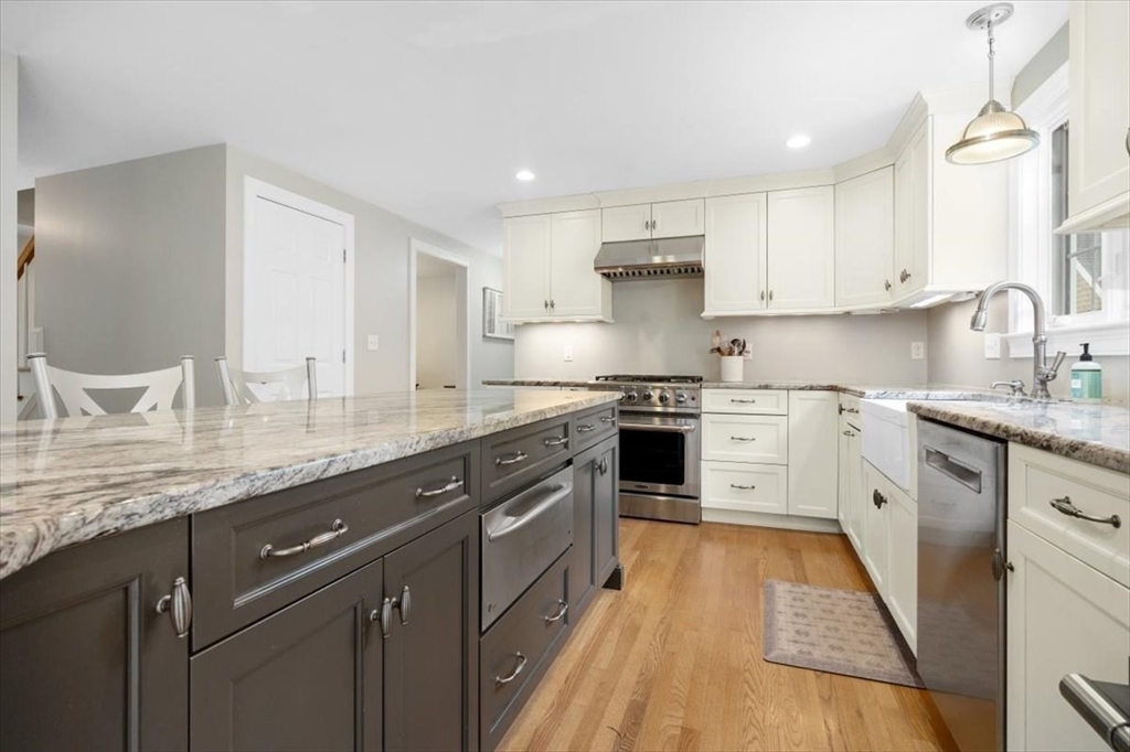 1296 Main Street Hanover, MA 02339 - Photo 5 of 42 Gallery Image 5