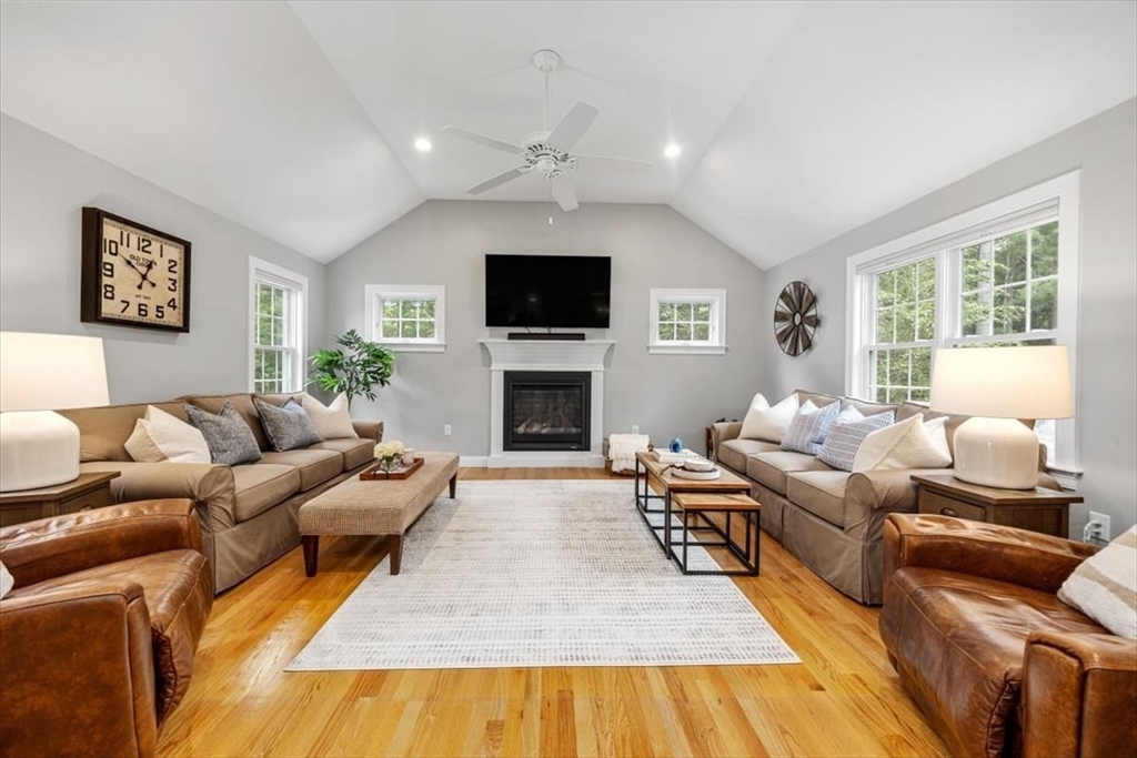 1296 Main Street Hanover, MA 02339 - Photo 9 of 42 Gallery Image 9
