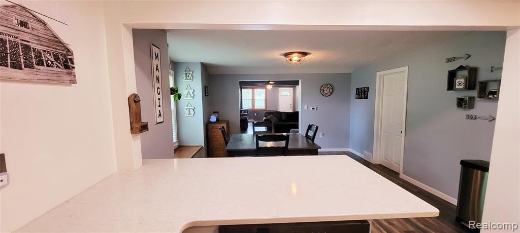 3004 Vreeland Road Trenton, MI 48183 - Photo 11 of 41