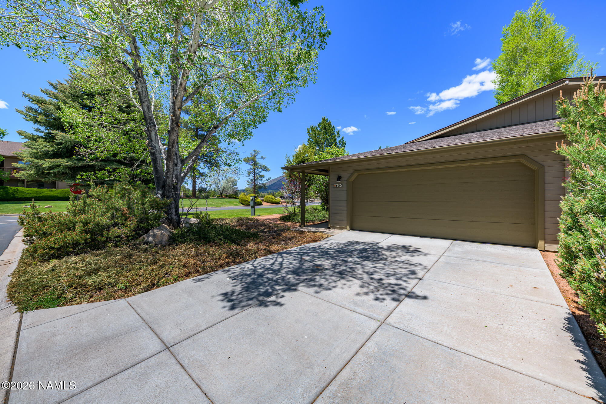 6000 East Laurel Loop, Unit 11 Flagstaff, AZ 86004 - Photo 38 of 54 a front view of a house