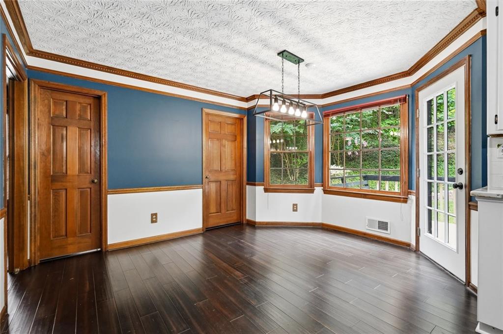 10870 Shallowford Road Roswell, GA 30075 - Photo 12 of 50 Gallery Image 12