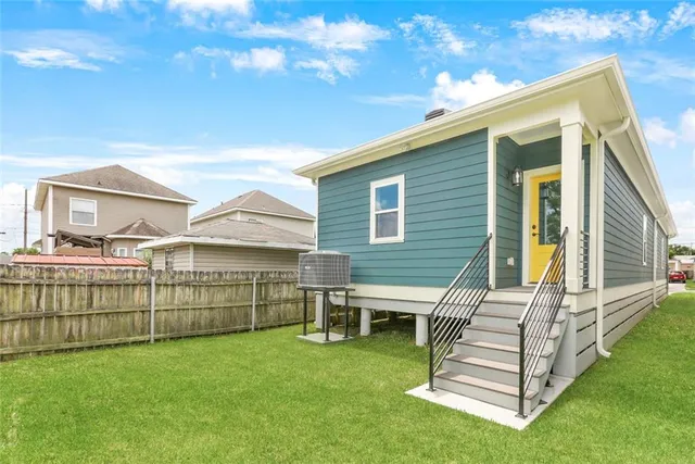 $325,000 | 1822 Palfrey Street, Gretna, LA 70053