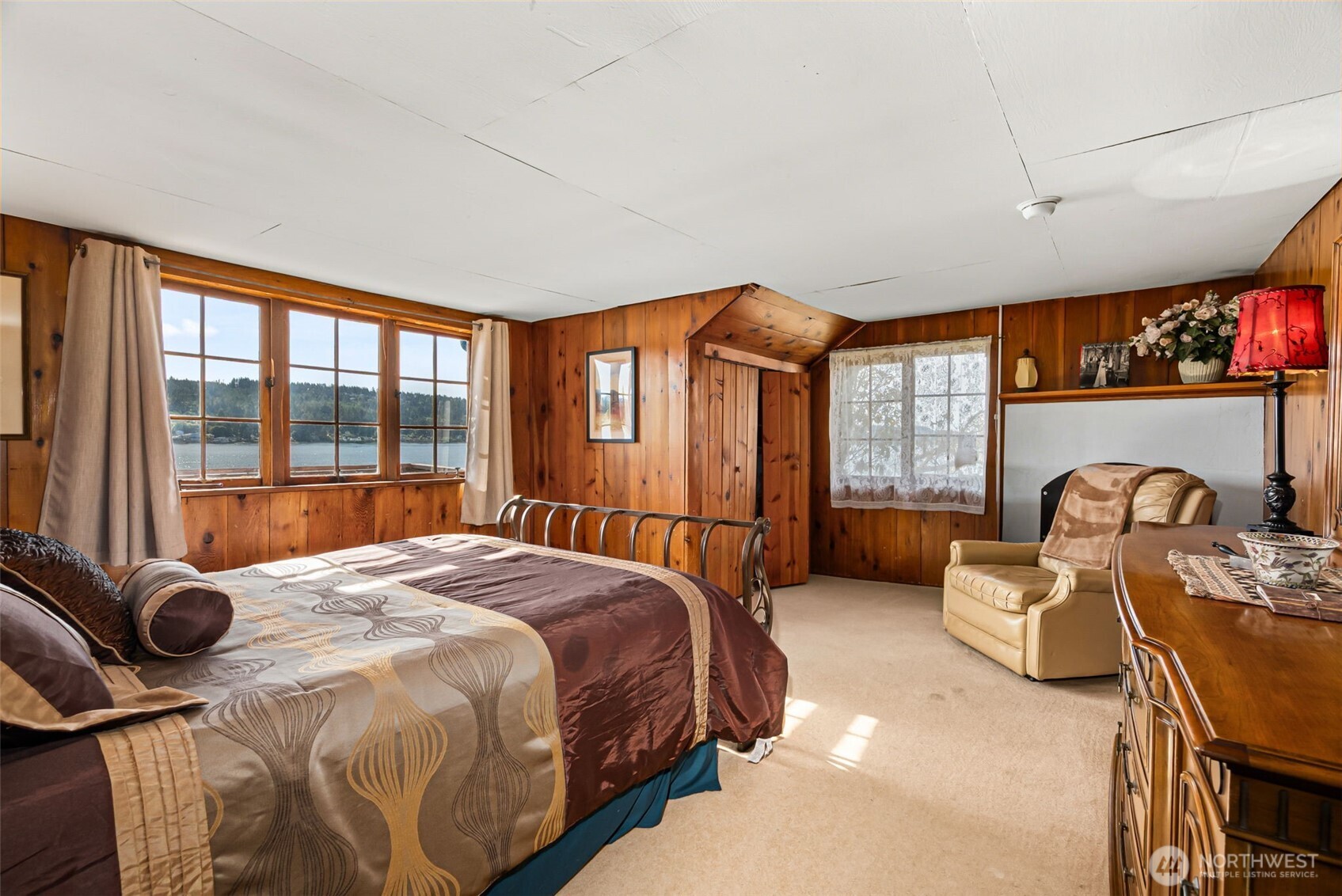 4617 Erlands Point Road Northwest Bremerton, WA 98312 - Photo 23 of 40 Gallery Image 23