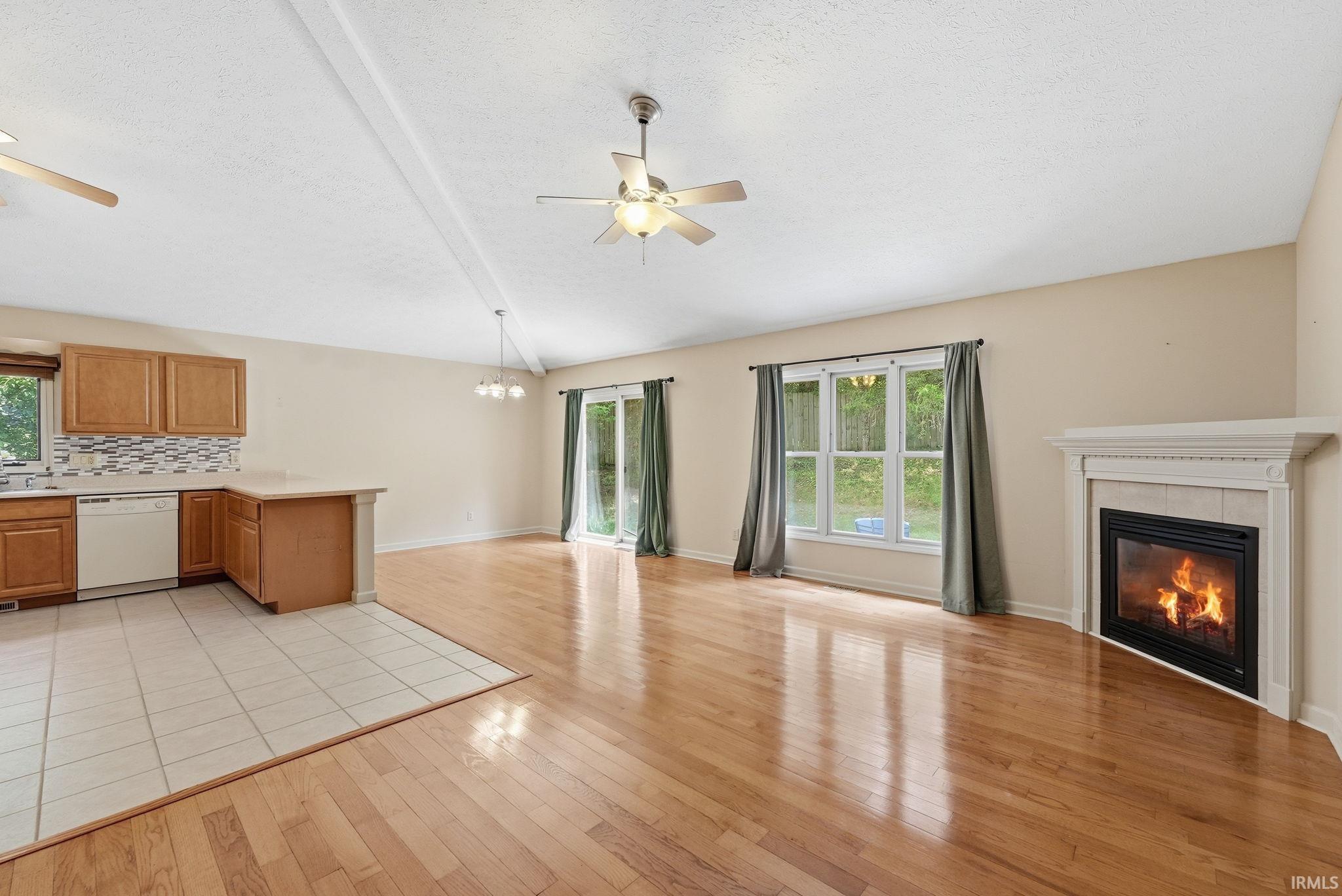811 Silverwood Road Muncie, IN 47304 - Photo 5 of 29