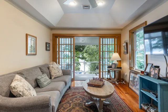 $849,900 | 119 West Wakefield Boulevard, Winchester, CT 06098