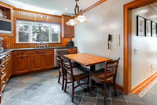 $849,900 | 119 West Wakefield Boulevard, Winchester, CT 06098