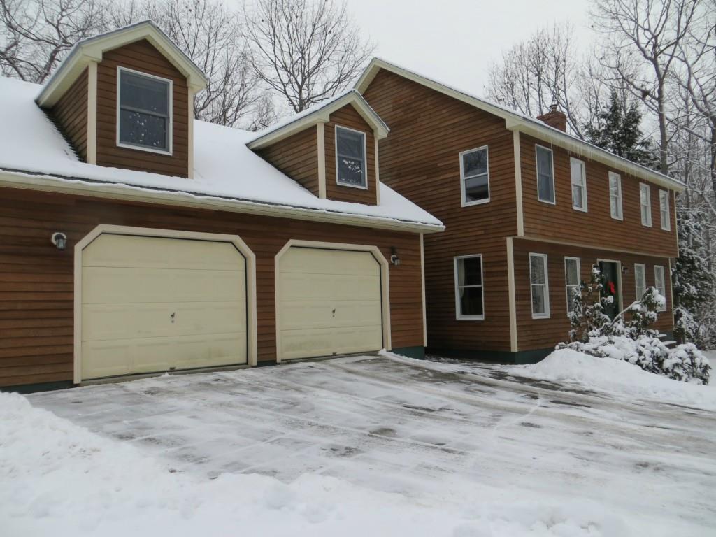 15 Silver Ridge Road Bangor, ME 04401 - Photo 2 of 32 A roomy house in a friendly...